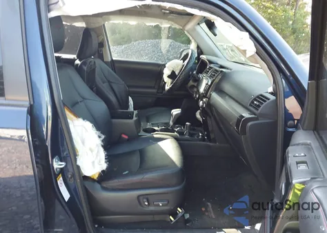 2018 Toyota 4Runner Trd Off Road Premium из США, поврежденный, VIN JTEBU5JR2J5568998